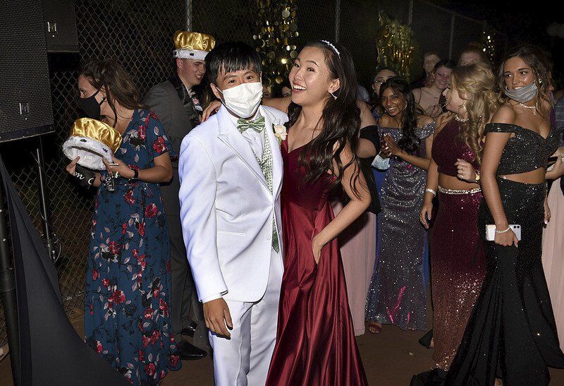 Vigo high schools conducting modified proms this year